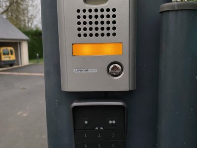 digicode controle ouverture d'un portail